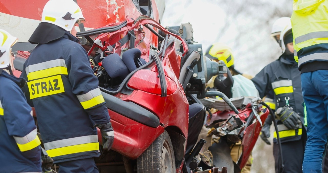 25-latek zginął na niestrzeżonym przejeździe