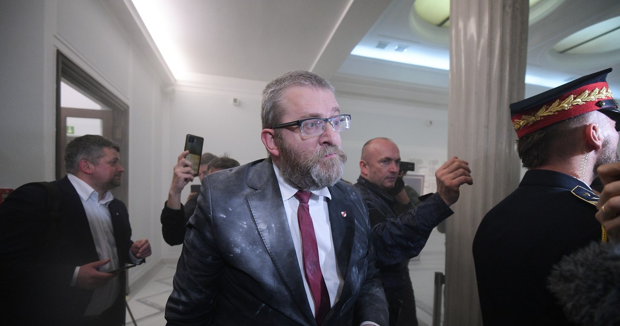 Skandaliczne zachowanie Brauna. Kluczowe przesłuchanie niebawem