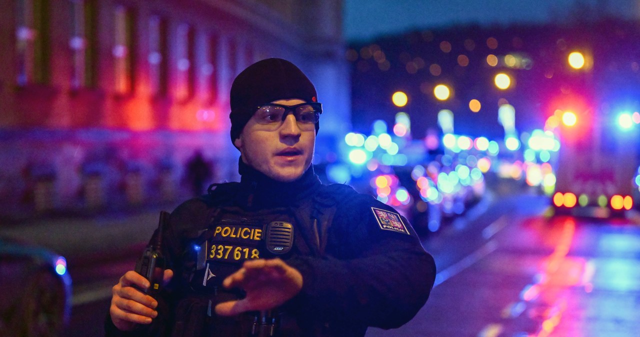 Policja ujawnia nagrania z obławy na sprawcę strzelaniny w Pradze