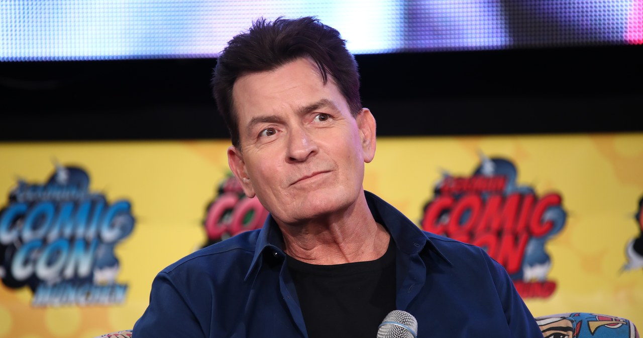 Charlie Sheen zaatakowany w swoim domu. Sąsiadka próbowała go udusić