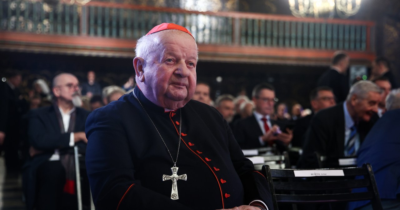 Kardynał Stanisław Dziwisz trafił do szpitala