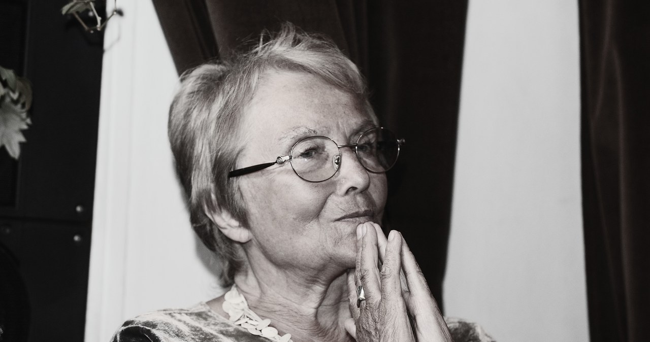 Zmarła Izabella Cywińska – pierwsza minister kultury, „Dama polskiego teatru”