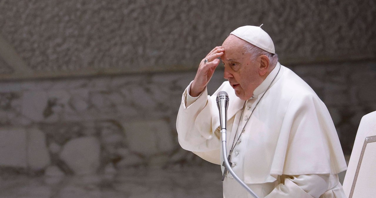 Papież: Nie mylmy święta z konsumpcjonizmem