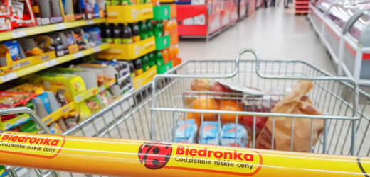 Ważna zmiana dla klientów sklepów Biedronka. Zakupy zrobią nawet w nocy