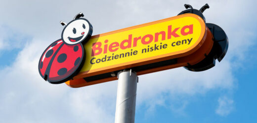 Darmowe paczki w Biedronce. Kto może skorzystać z wyjątkowej akcji