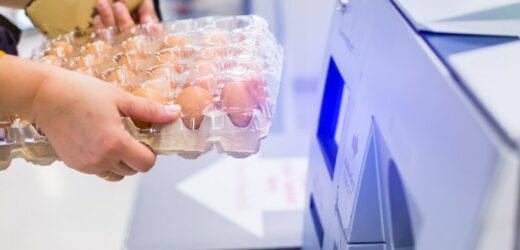 Kasy samoobsługowe znikają z popularnych marketów. Nieudany eksperyment?