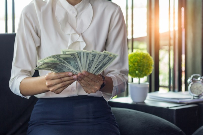 Gwiazdy ześlą na nie deszcz pieniędzy. Te znaki zodiaku wkrótce mocno się wzbogacą