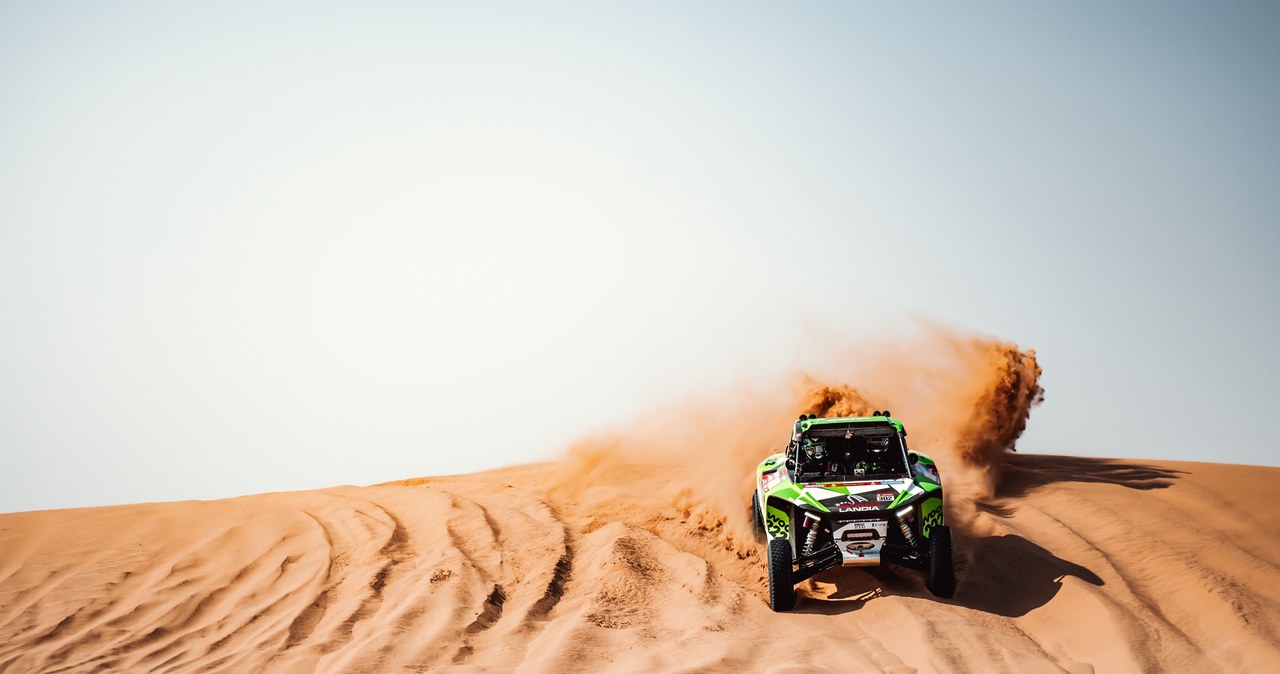 Rajd Dakar: Eryk Goczał nie zwalnia tempa. To jego kolejna wygrana