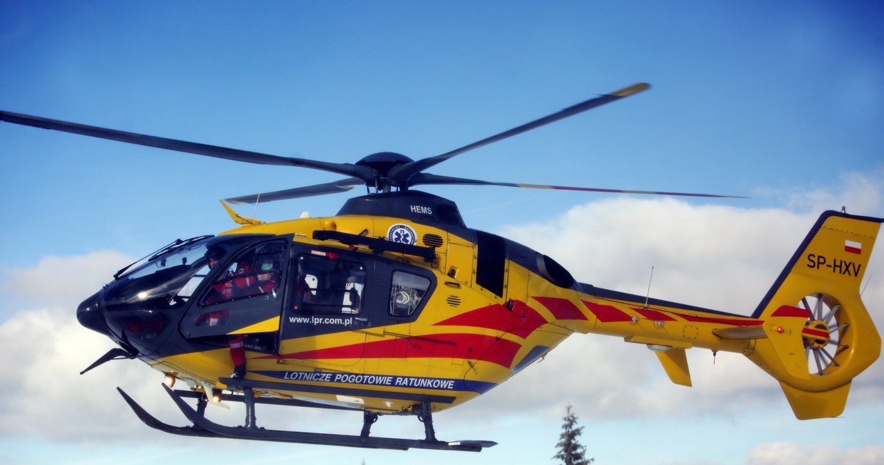 Wypadek wojskowej ciężarówki, rannych 10 żołnierzy