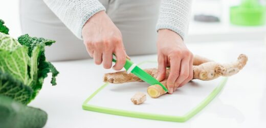 3 superfoods, po które warto sięgnąć w 2024 roku. Nie może zabraknąć ich w koszyku