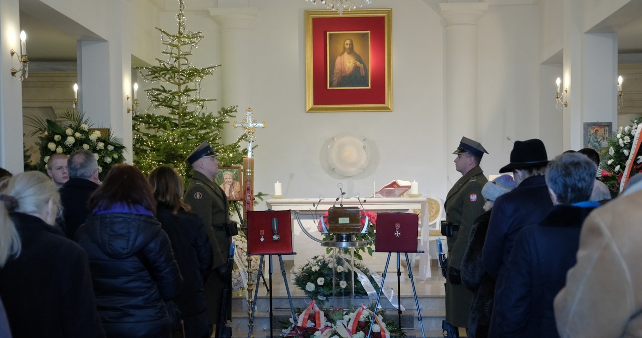 Pogrzeb Izabelli Cywińskiej. „Ona żyła teatrem”