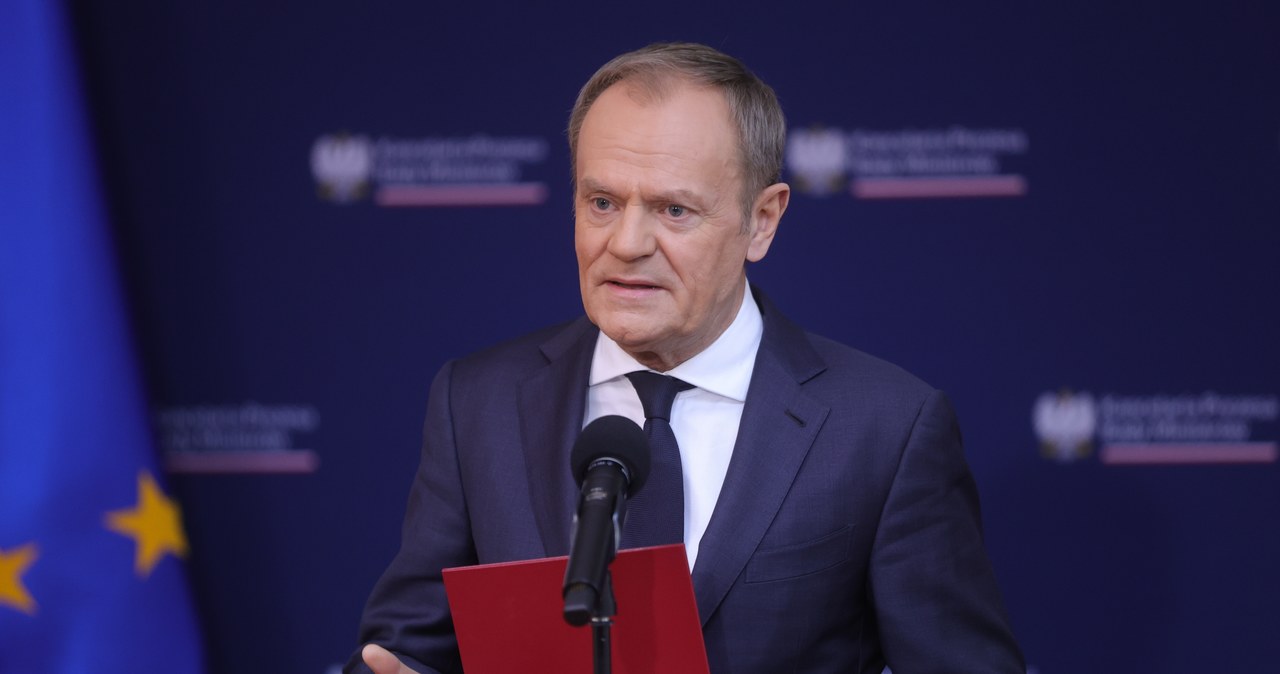 Tusk o sprawie Kamińskiego i Wąsika. „Prezydent musi przerwać ten spektakl”
