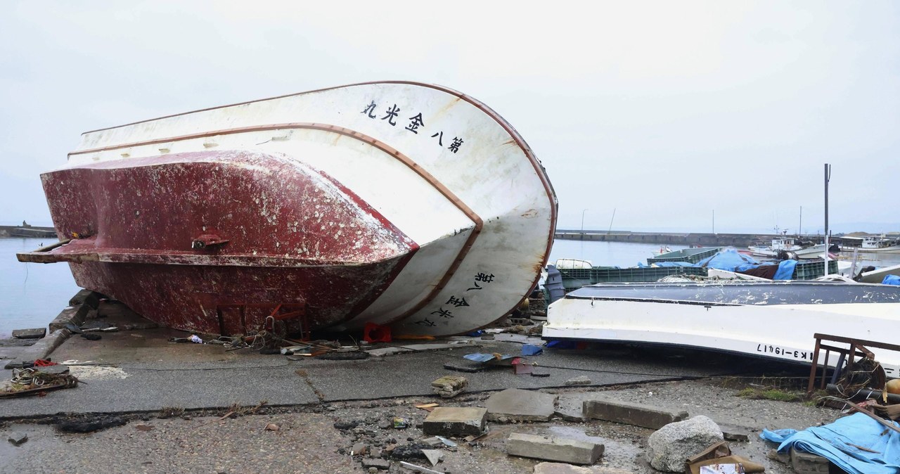 Tsunami uderzyło w japońską elektrownię jądrową