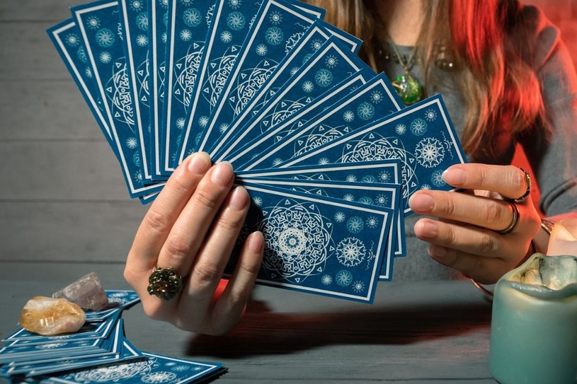Tarot na dzisiaj. Sprawdź, co zobaczyła w kartach wróżka Diana