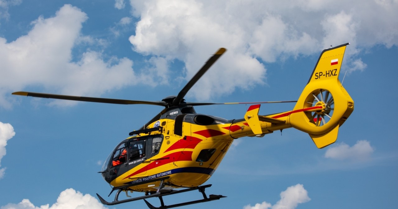 Wypadek na obwodnicy Krakowa. Lądował śmigłowiec LPR