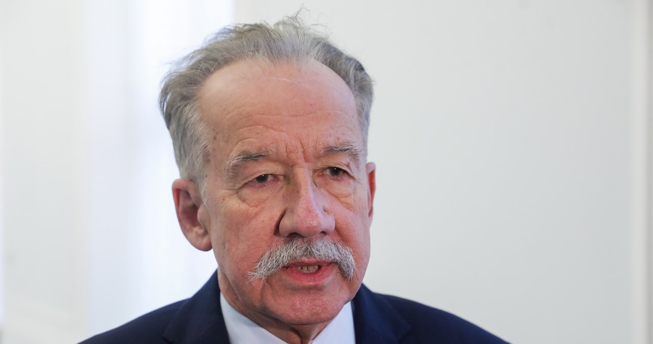 Co z mandatami Kamińskiego i Wąsika po ułaskawieniu? Były szef PKW wyjaśnia