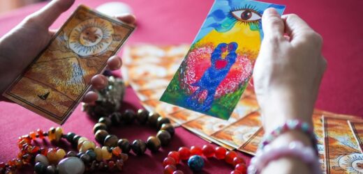 Wróżka Diana stawia tarota wszystkim znakom zodiaku. To zobaczyła w ich życiu 13 stycznia