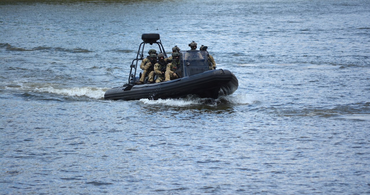 Kirby: Nadal poszukujemy dwóch komandosów Navy Seals