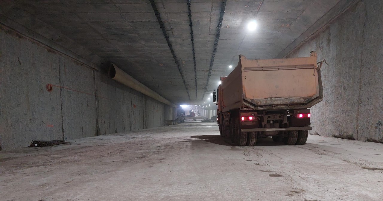 Tunel na północnej obwodnicy Krakowa przebity