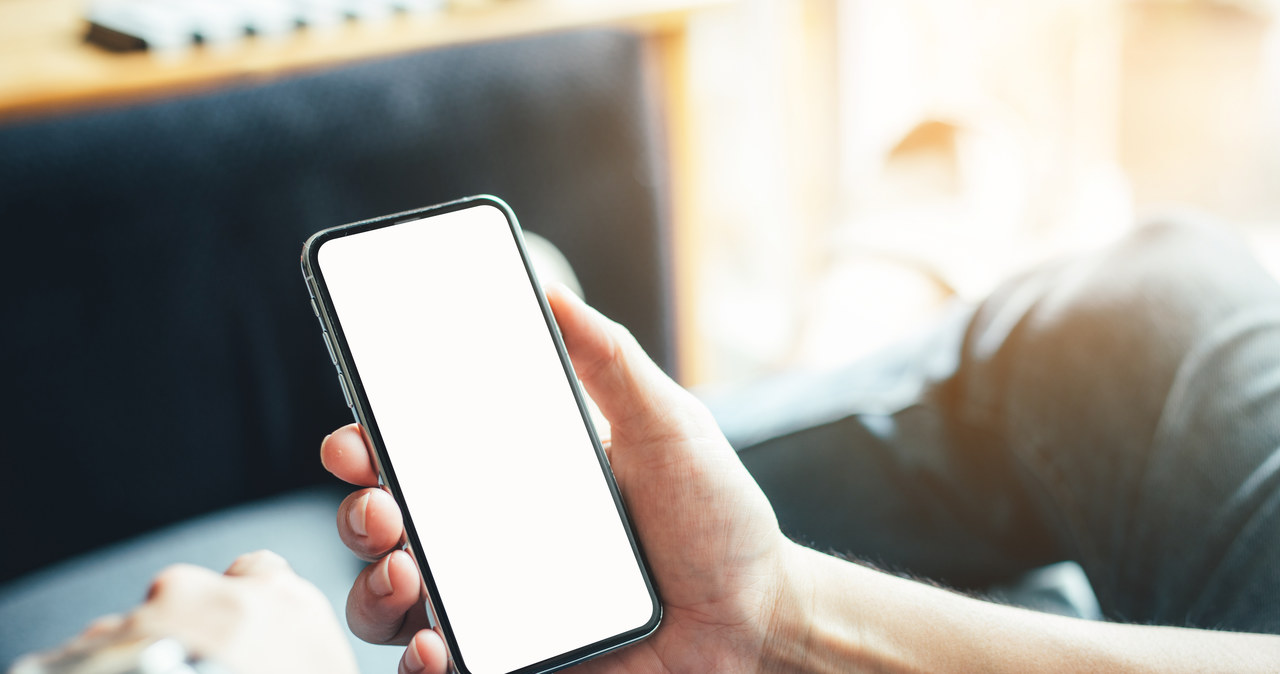 Telefon zaufania wciąż bardzo potrzebny. „Zgłasza się coraz więcej mężczyzn”
