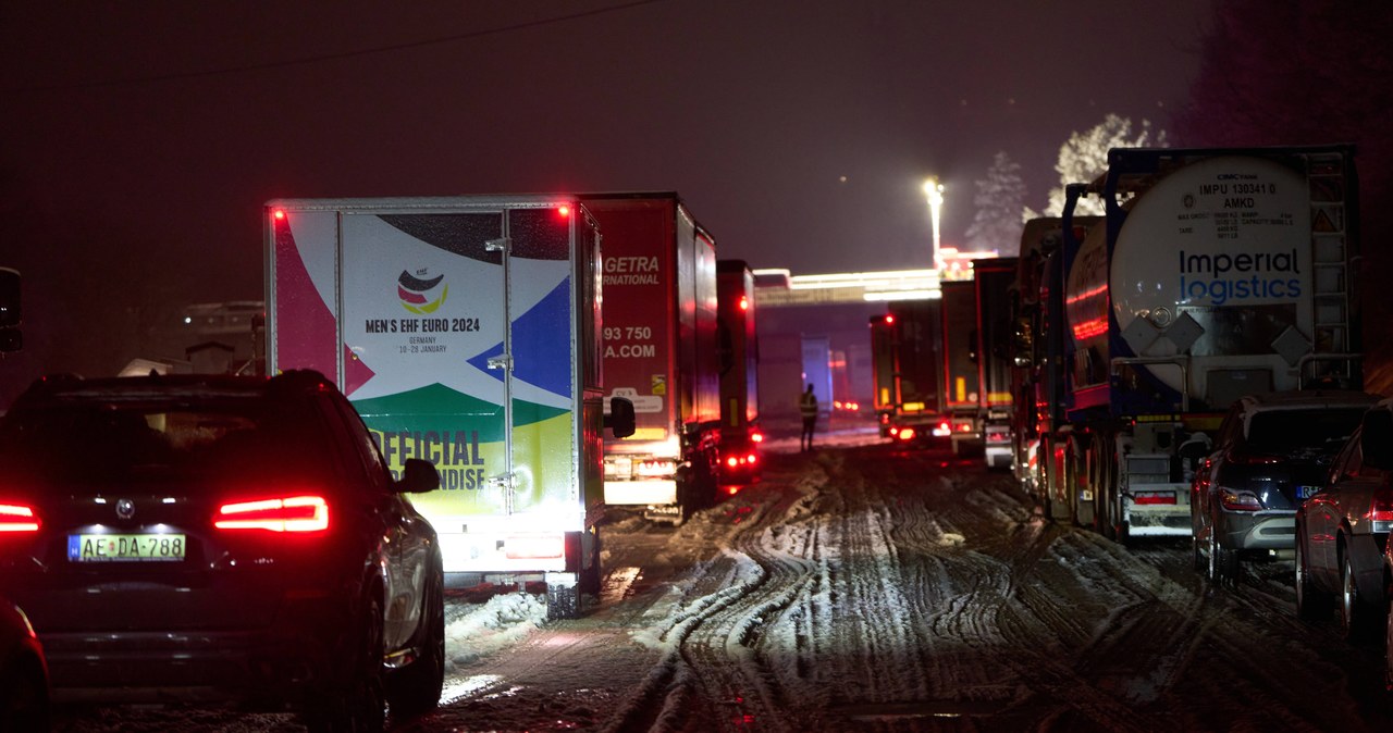 Koszmar na niemieckich autostradach. Utknęły tysiące kierowców