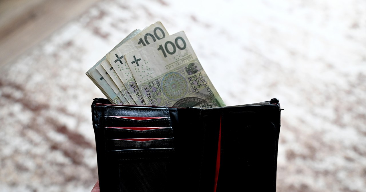 Niemal co trzeci Polak spóźnia się z płaceniem rachunków