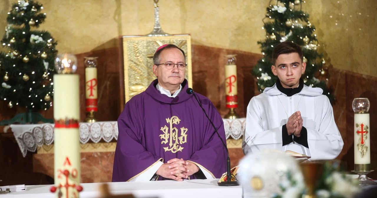 Pogrzeb ks. Isakowicza-Zaleskiego. Bp Muskus o zmarłym: Był jak św. Brat Albert