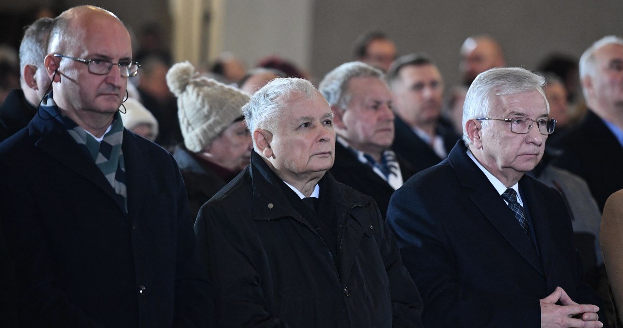 Kaczyński nie kojarzył Wawrzyka? Mularczyk tłumaczy prezesa