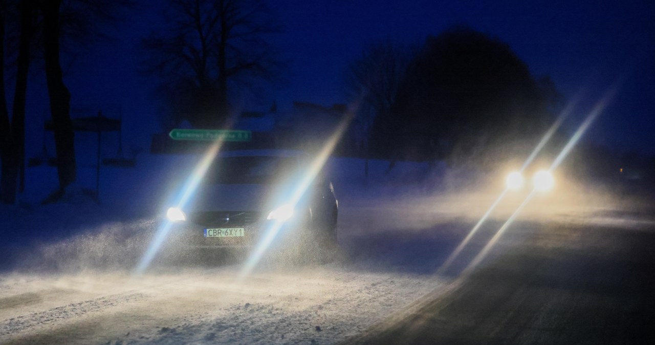 Ślisko w wielu województwach. Ostrzeżenia IMGW
