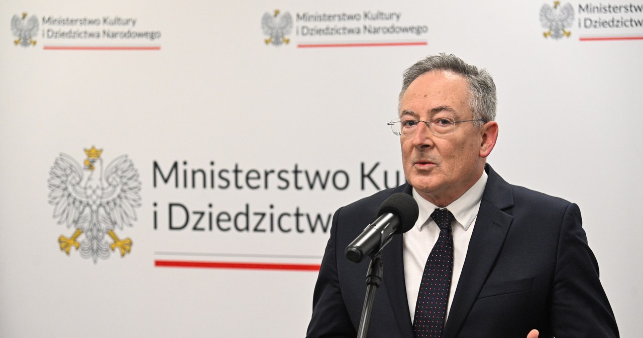 Sienkiewicz: Likwidacja TVP i Polskiego Radia nie jest cofnięta