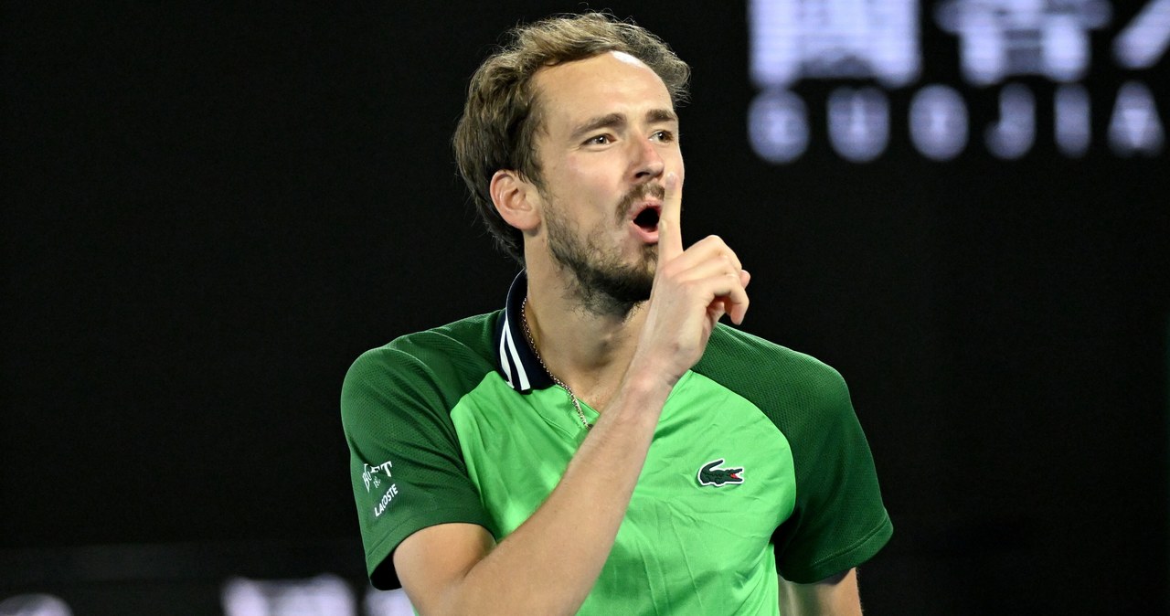 Miedwiediew w finale Australian Open. Kosmiczny mecz ze Zverevem