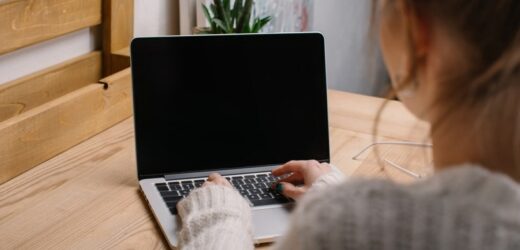 Co blokuje sygnał wi-fi? Czym prędzej usuń te przedmioty z okolic routera