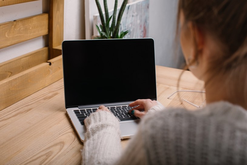 Co blokuje sygnał wi-fi? Czym prędzej usuń te przedmioty z okolic routera