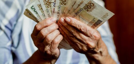 Ważna wiadomość dla dwóch grup emerytów. W tych dniach lutego spodziewaj się przelewu