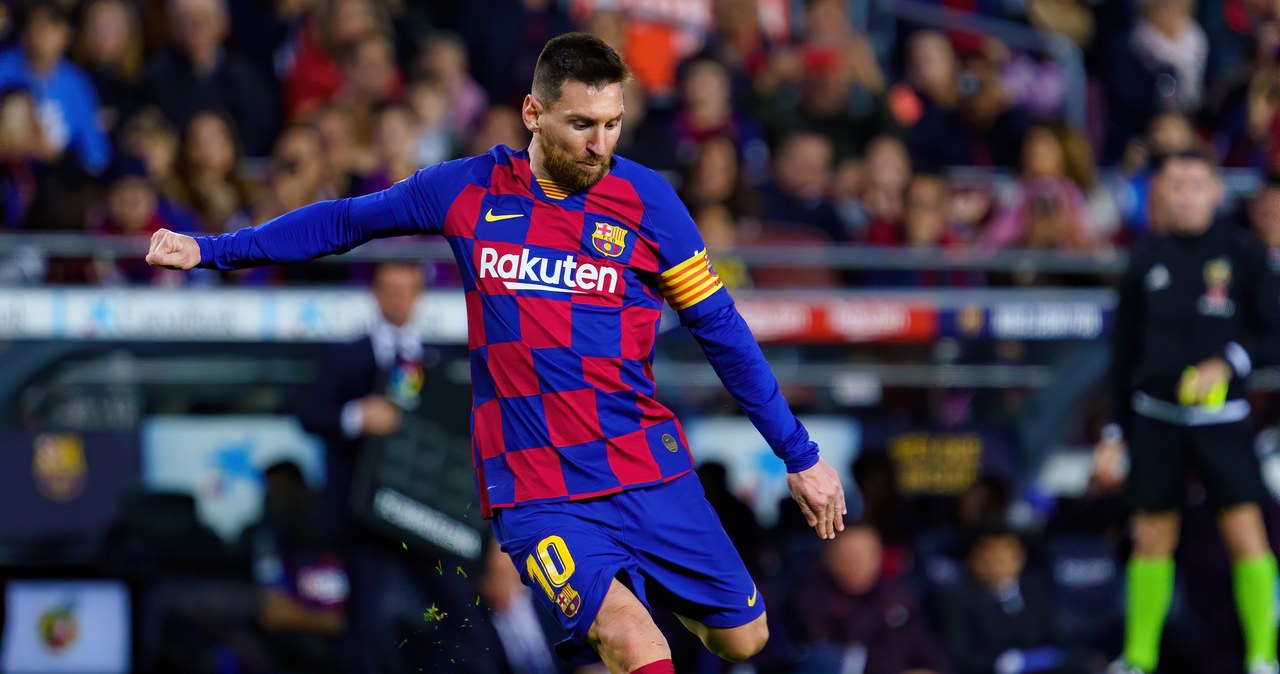 Serwetka może osiągnąć zawrotną cenę na aukcji. Połączyła Messiego i FC Barcelonę