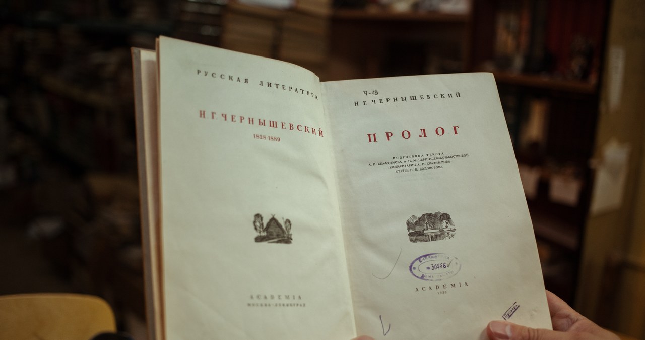 Z bibliotek giną drogocenne rosyjskie książki. Kto je kradnie?