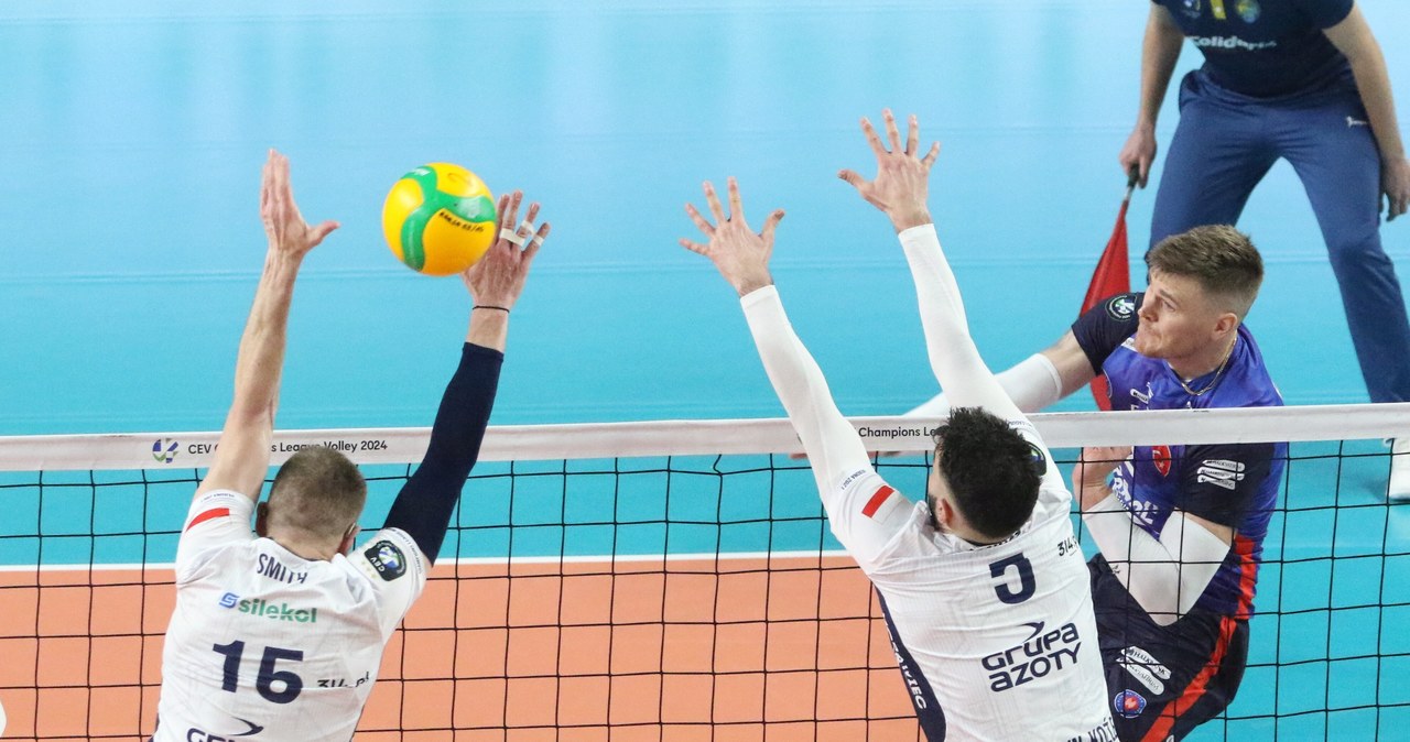 Liga Mistrzów: Siatkarze ZAKSY wygrali z Halkbankiem