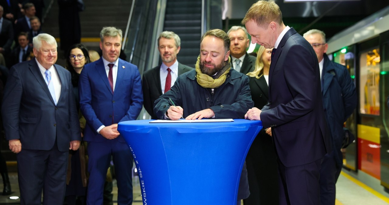 Metro ogrzeje część Warszawy? Podpisano porozumienie z królem Danii