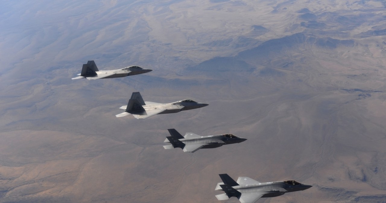 USA uderzą na cele w Syrii i Iraku. Plany odwetu na Iranie zatwierdzone
