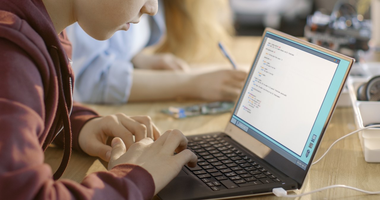 Laptopy w szkołach i przedszkolach? Zwrot akcji w Szwecji