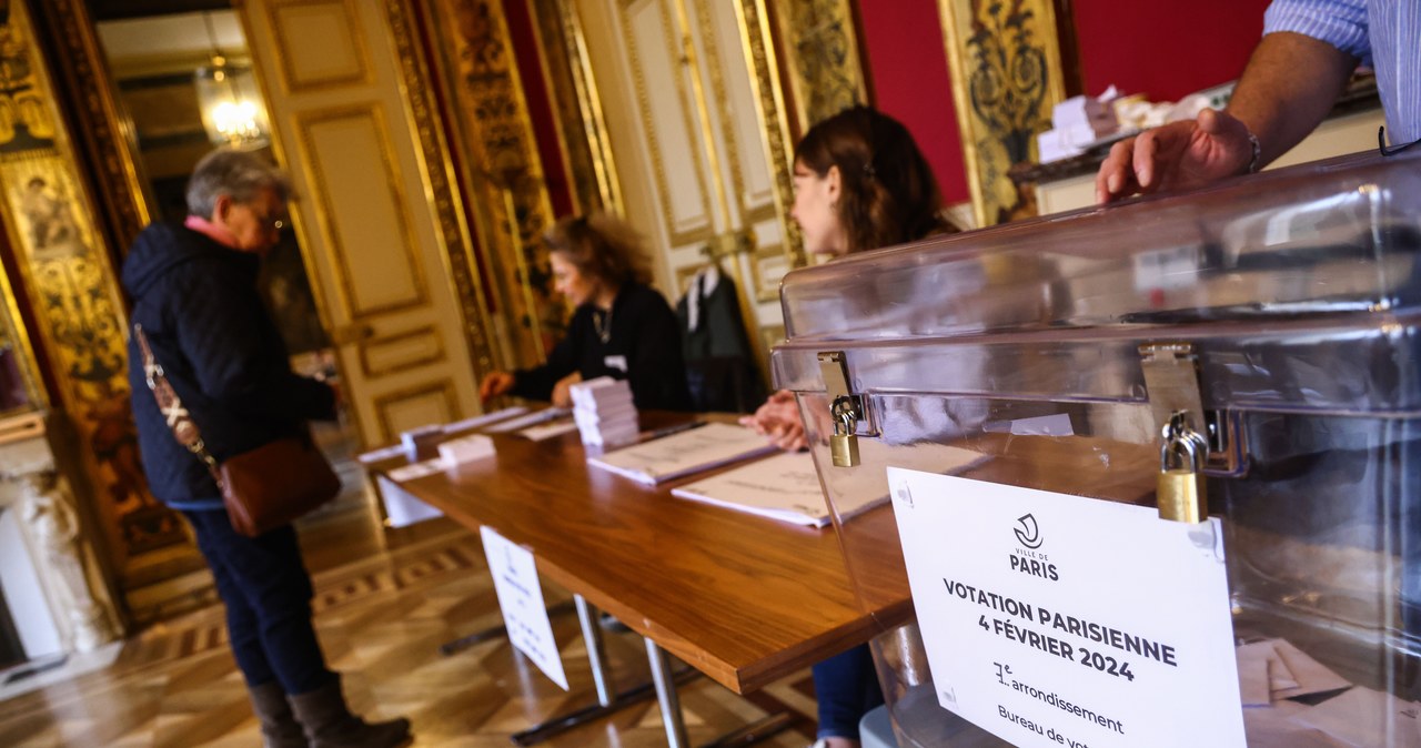 Referendum w Paryżu: mieszkańcy za potrojeniem opłat za parkowanie SUV-ów