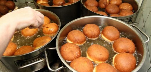 Pączkowa legenda, czyli jak długo smażyć pączki? Jest jeden wyznacznik