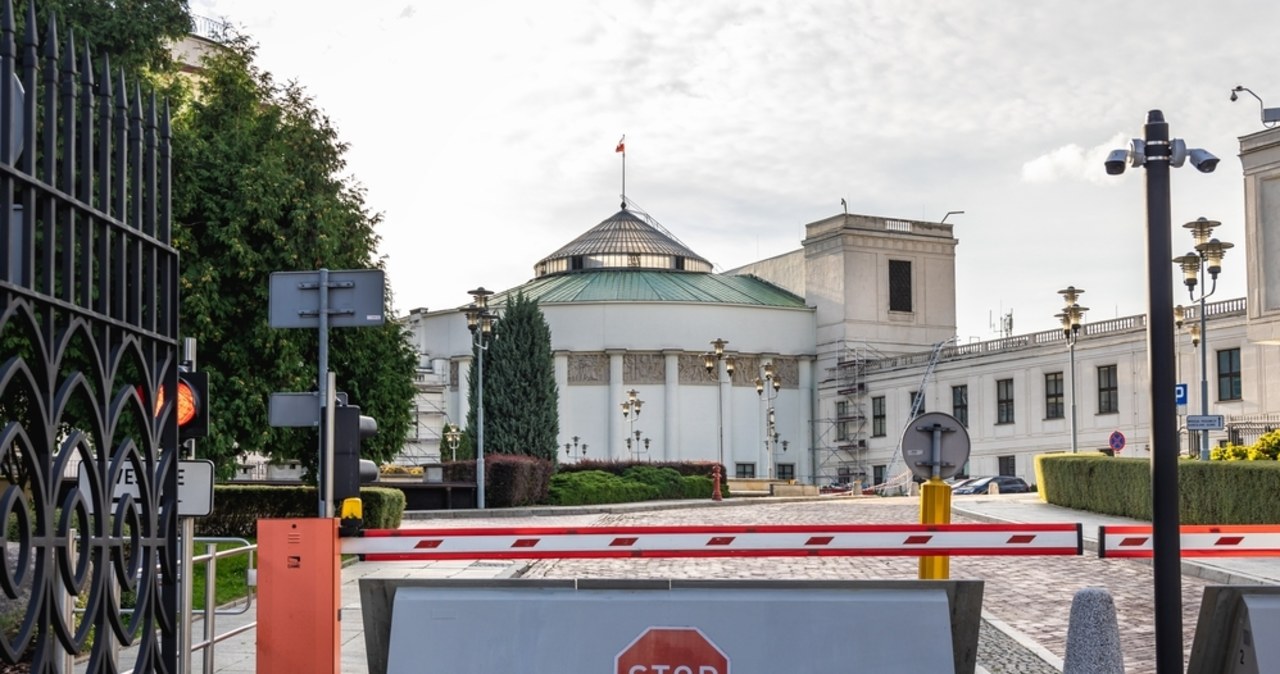 Cisza. Przed burzą, czy może już po niej?