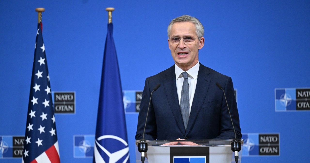 Stoltenberg: NATO musi być gotowe na długą wojnę z Rosją