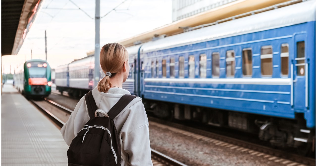 Śpiewający konduktor. Ma 200 utworów w repertuarze