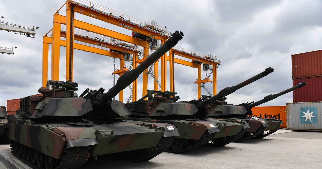 „Times” docenia Polskę. Nasz kraj staje się potęgą militarną