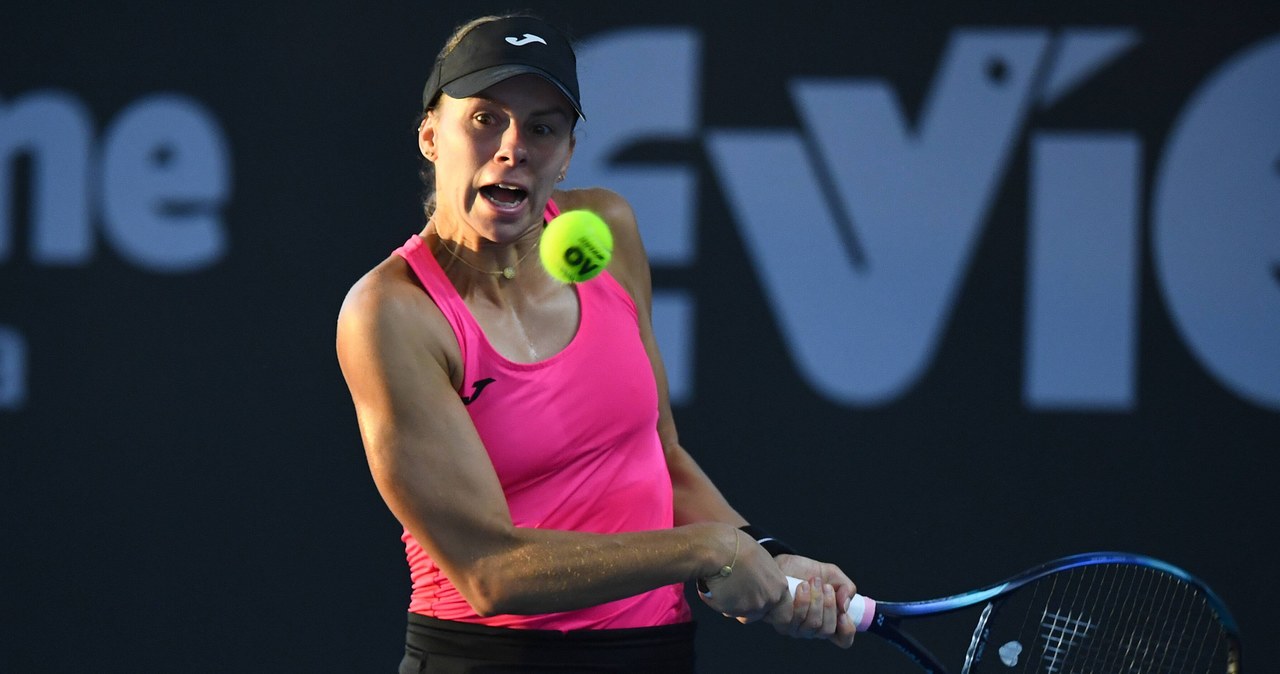 Finalistka Australian Open za mocna. Linette odpadła z turnieju w Dausze