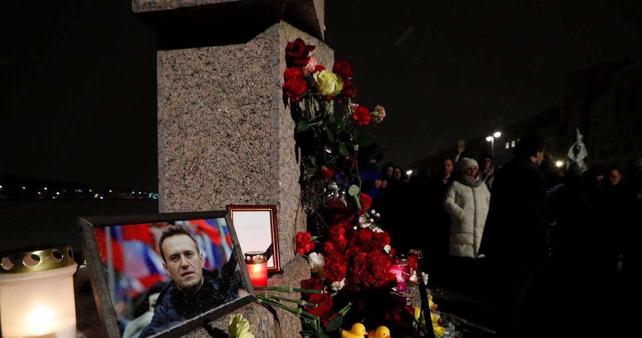 Rosjanie wyszli na ulice po śmierci Nawalnego. Kilkadziesiąt osób zatrzymanych