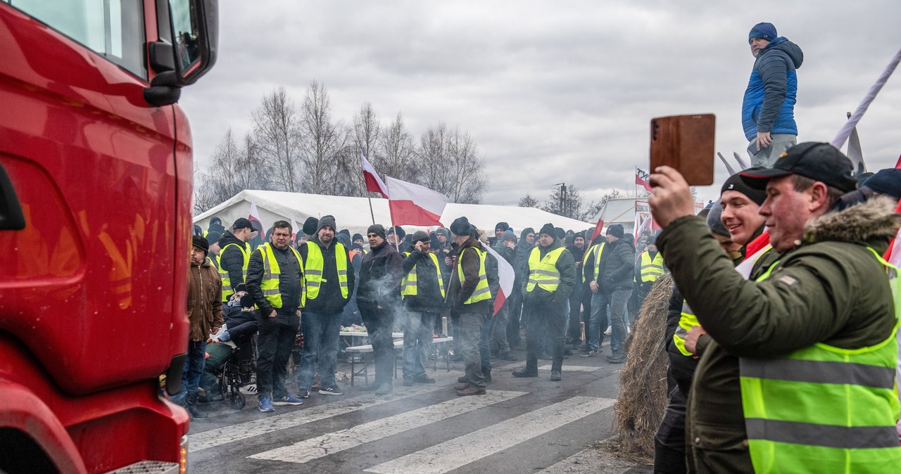 Rolnicy protestują na przejściu w Dorohusku