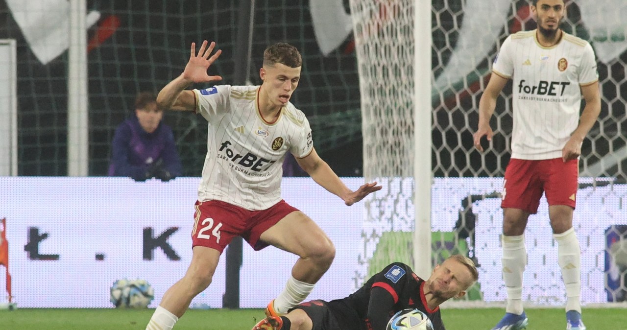 Za nami derby Łodzi w piłkarskiej ekstraklasie. Sędziował Szymon Marciniak